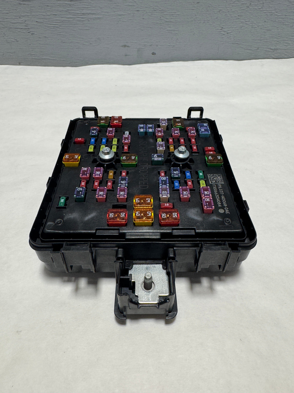 LC3Z-14A068-B 2020-2022 Ford F-250 F-350 6.2 7.3 Gas Engine Fuse Panel Relay Box Under Hood