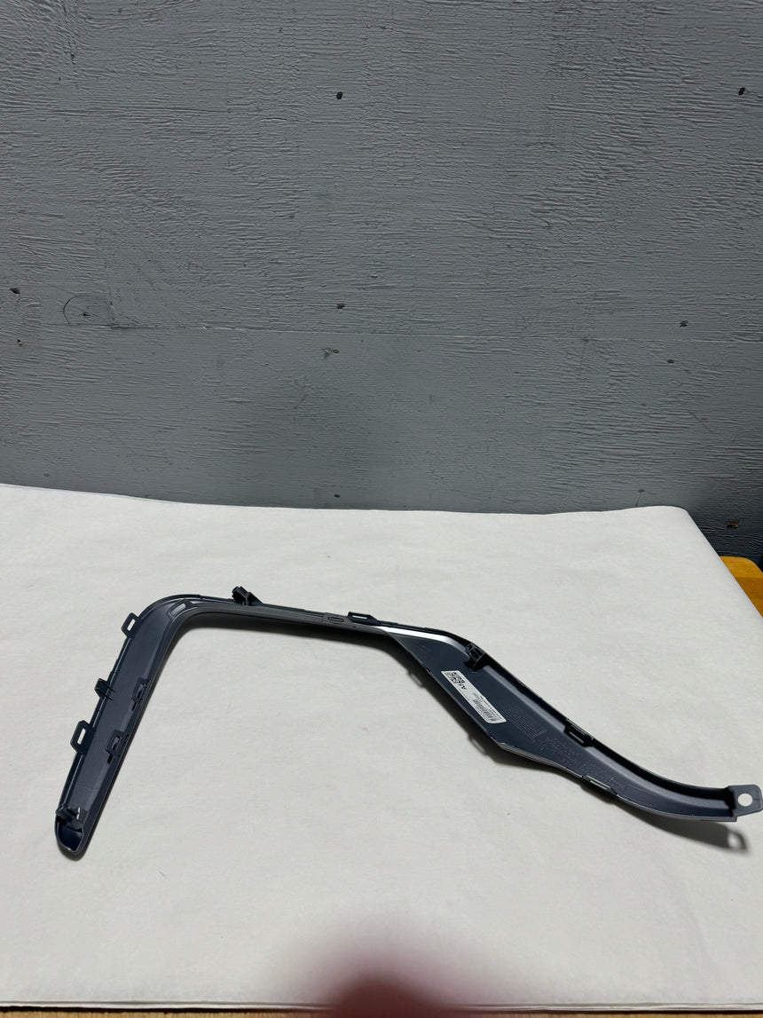 2020-2022 Honda CR-V Passenger Side Front Bumper Molding OEM Excludes Touring