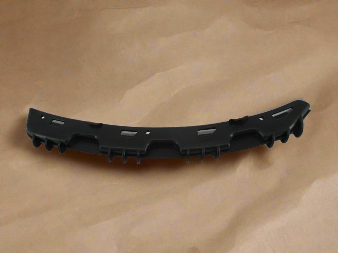 86525-K0000 2020-2022 Kia Soul Driver Side Front Bumper Inner Bracket OEM