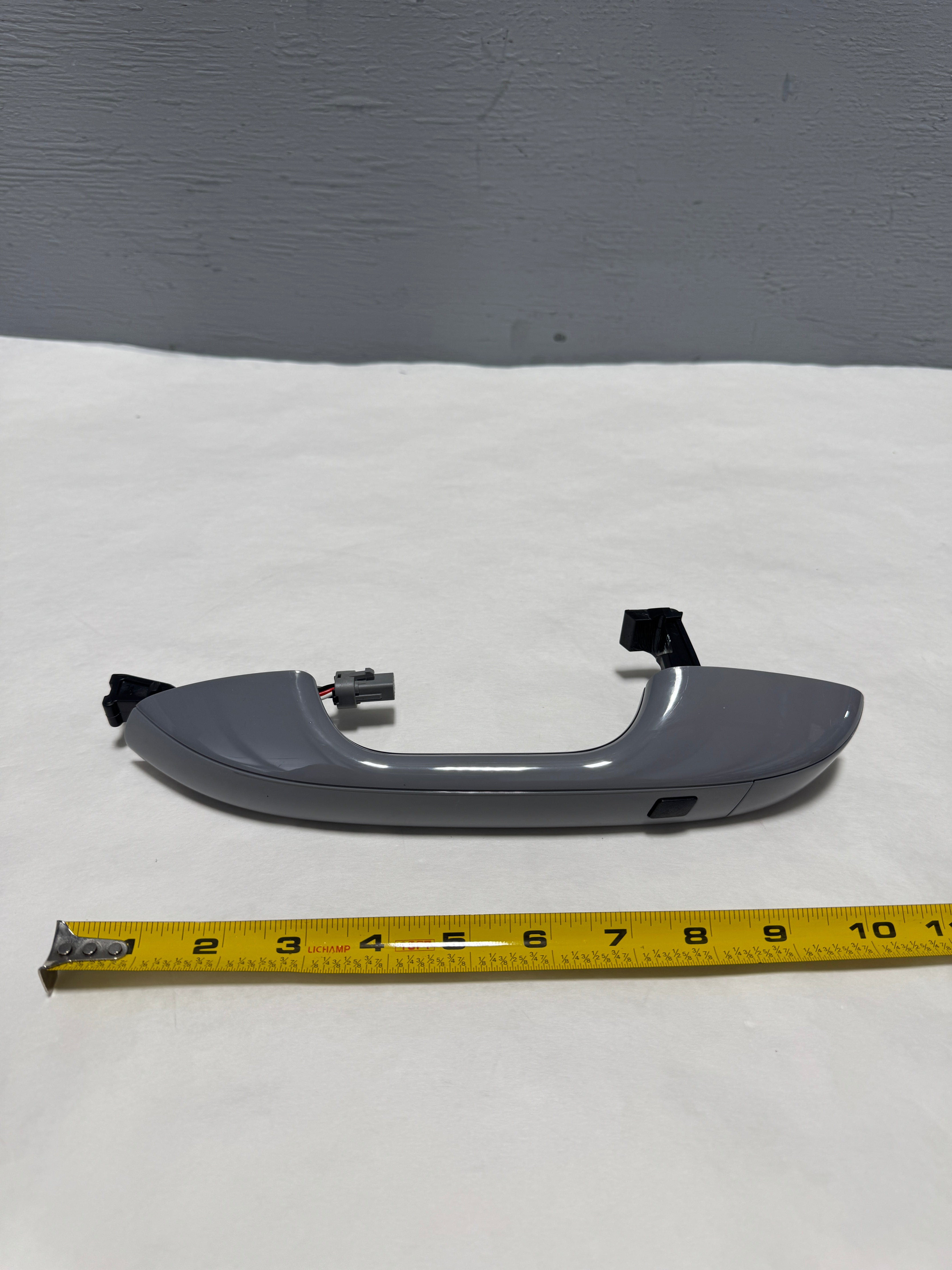 2020-2022 Kia Telluride Driver Door Handle OEM | Shop Online