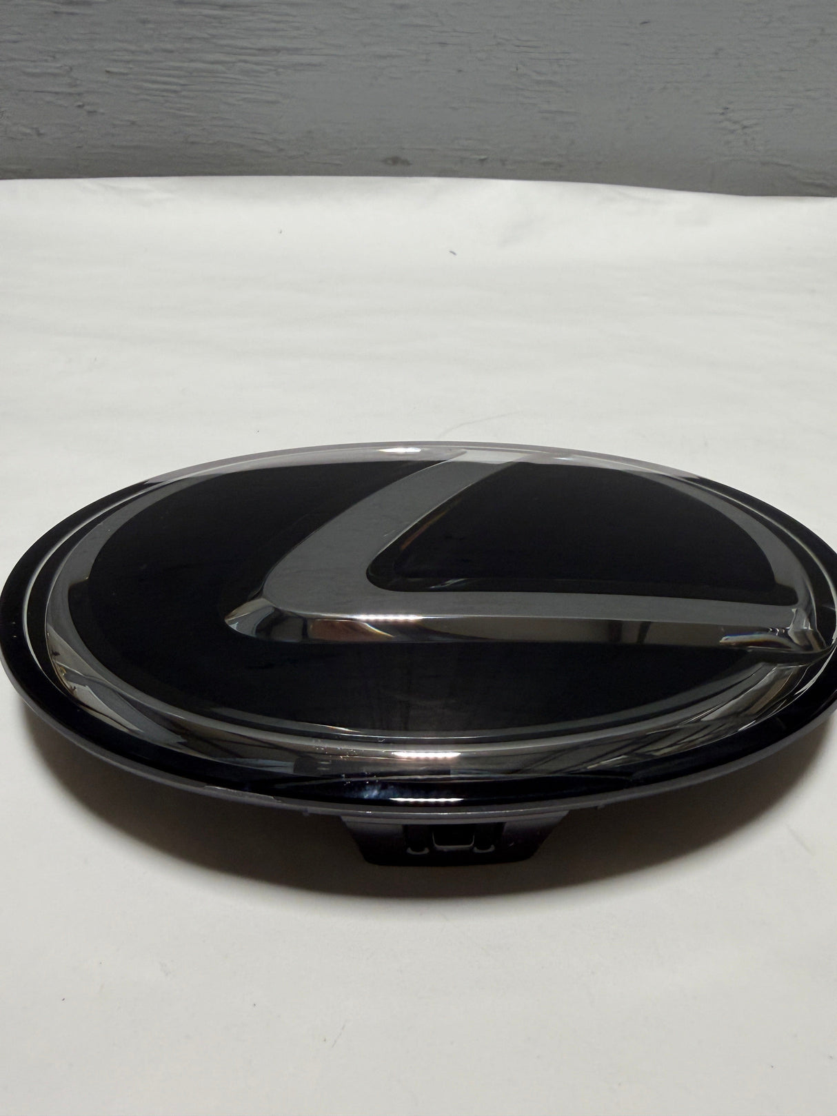 CL-1025-53141-33170-D3 2020-2022 Lexus RX350 Non Hybrid New Grille Emblem 53141-33170 OEM