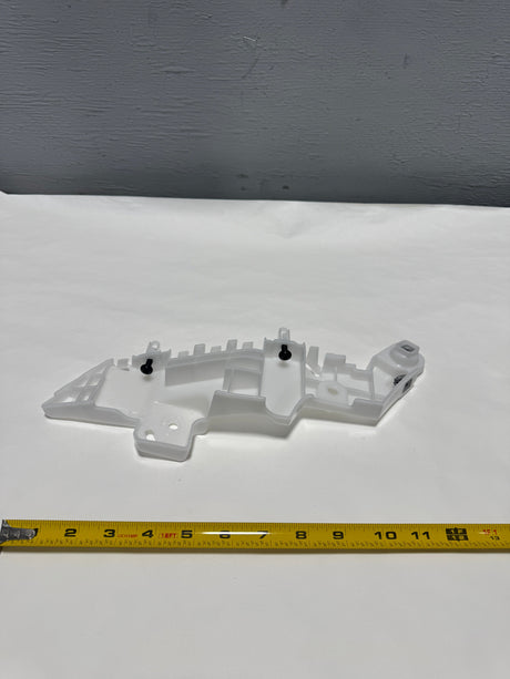 RC50-42768140-B11 2020-2023 Buick Encore GX Driver Side Front Bumper Guide Bracket Not For Sport Touring