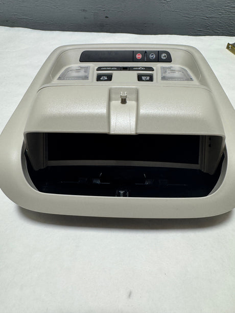 85588481 2020-2023 GMC Acadia Beige Overhead Console For Sunroof Equipped OEM