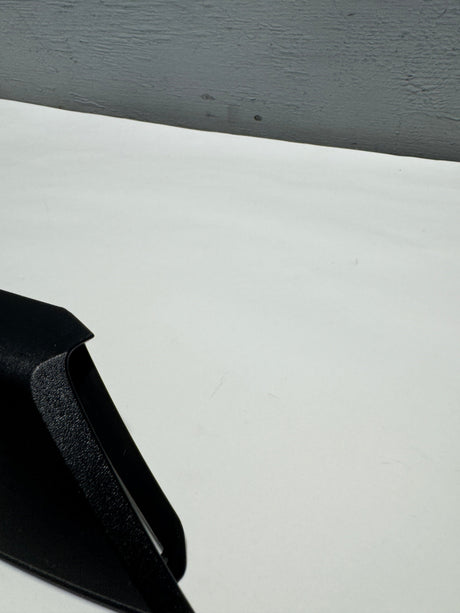 84677782 2020-2023 GMC Acadia Denali Passenger Side Rear Bumper Lower End Molding