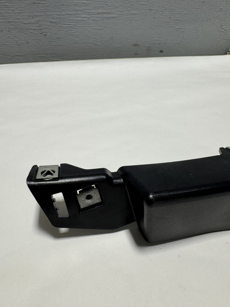 84761964 2020-2023 GMC Acadia Driver Side Front Bumper Lower Bracket OEM