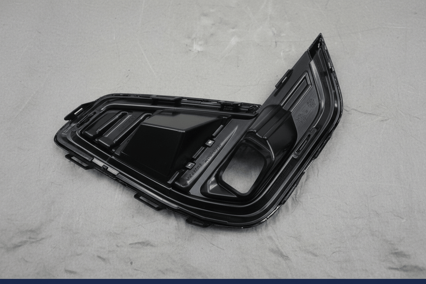 2020-2023 GMC Acadia Passenger Side Fog Lamp Bezel SLE SLT Genuine OEM