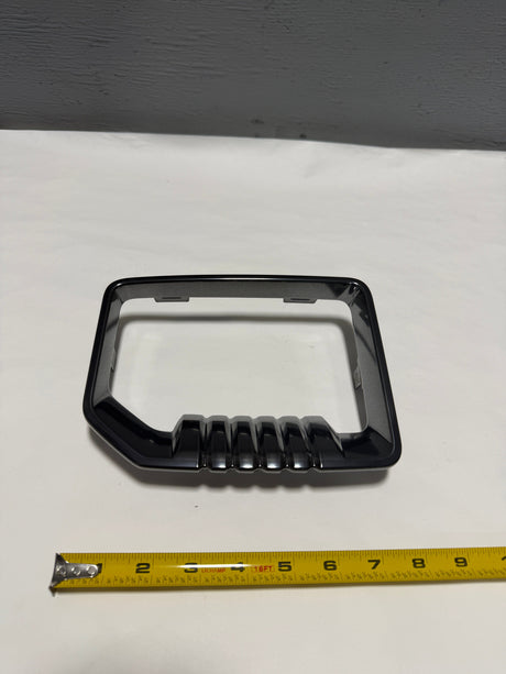 84319826 2020-2023 GMC Sierra 2500 3500 AT4 Passenger Side Fog Light Trim Bezel  Black- For Painted Bumper Equipped Only