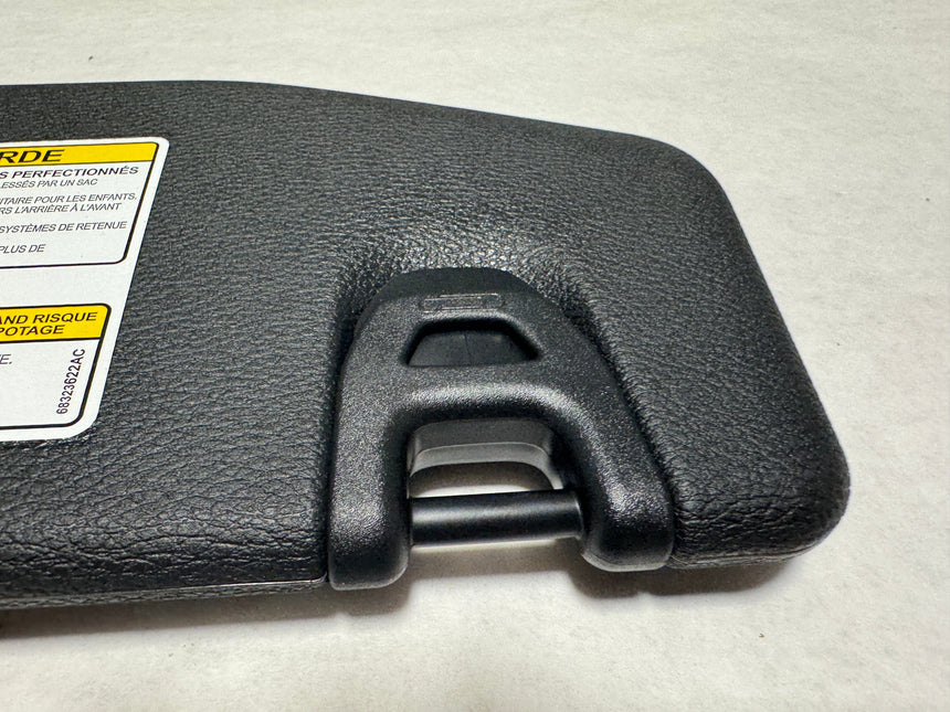 2020-2023 Jeep Gladiator Driver Side Lighted Sun Visor With Mirror No Garage Opener