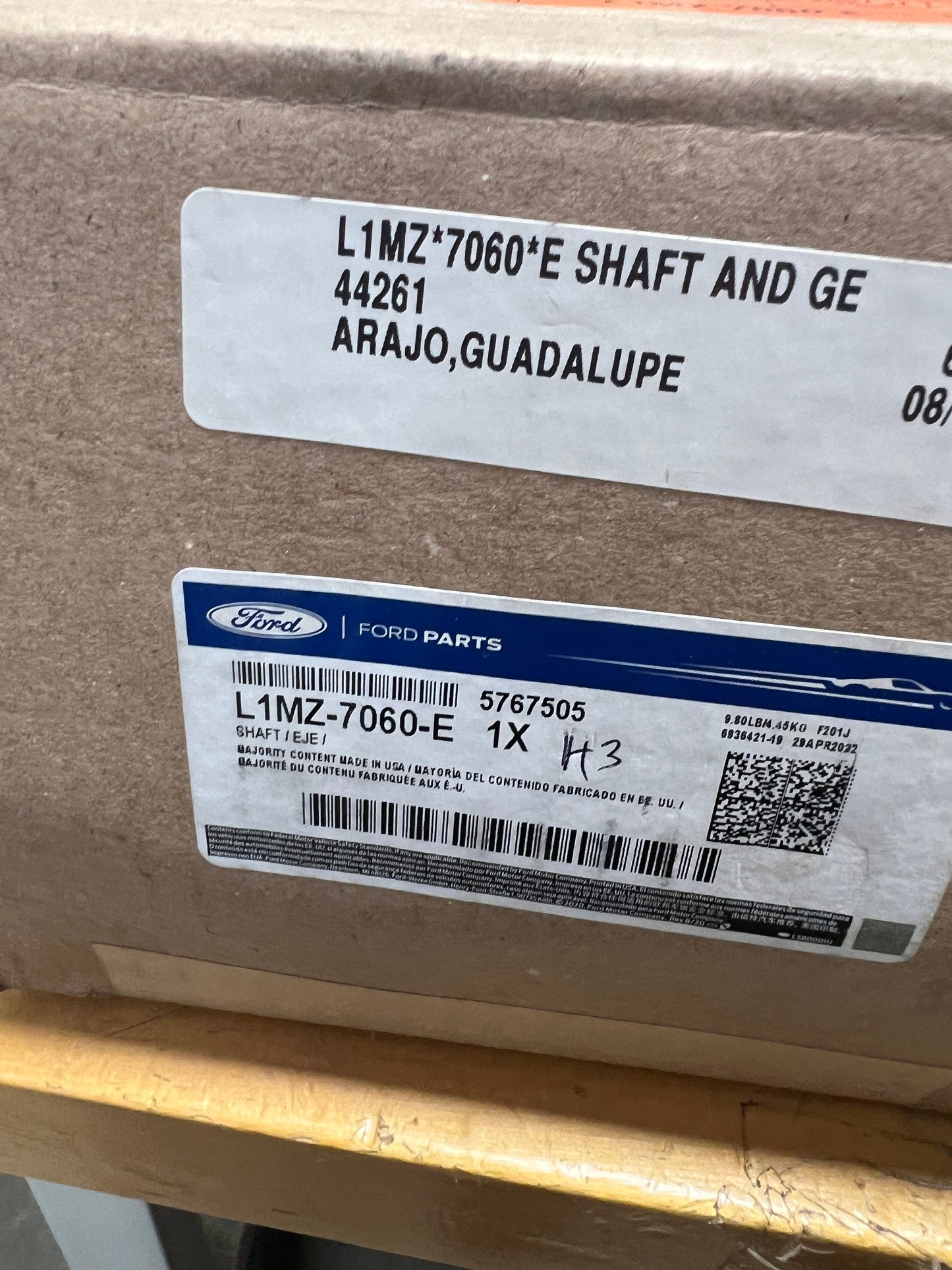 CL-0923-L1MZ-7060-E-H3 2020-2023 Lincoln Aviator 3.0 Transmission Output Shaft And Gear L1MZ-7060-E