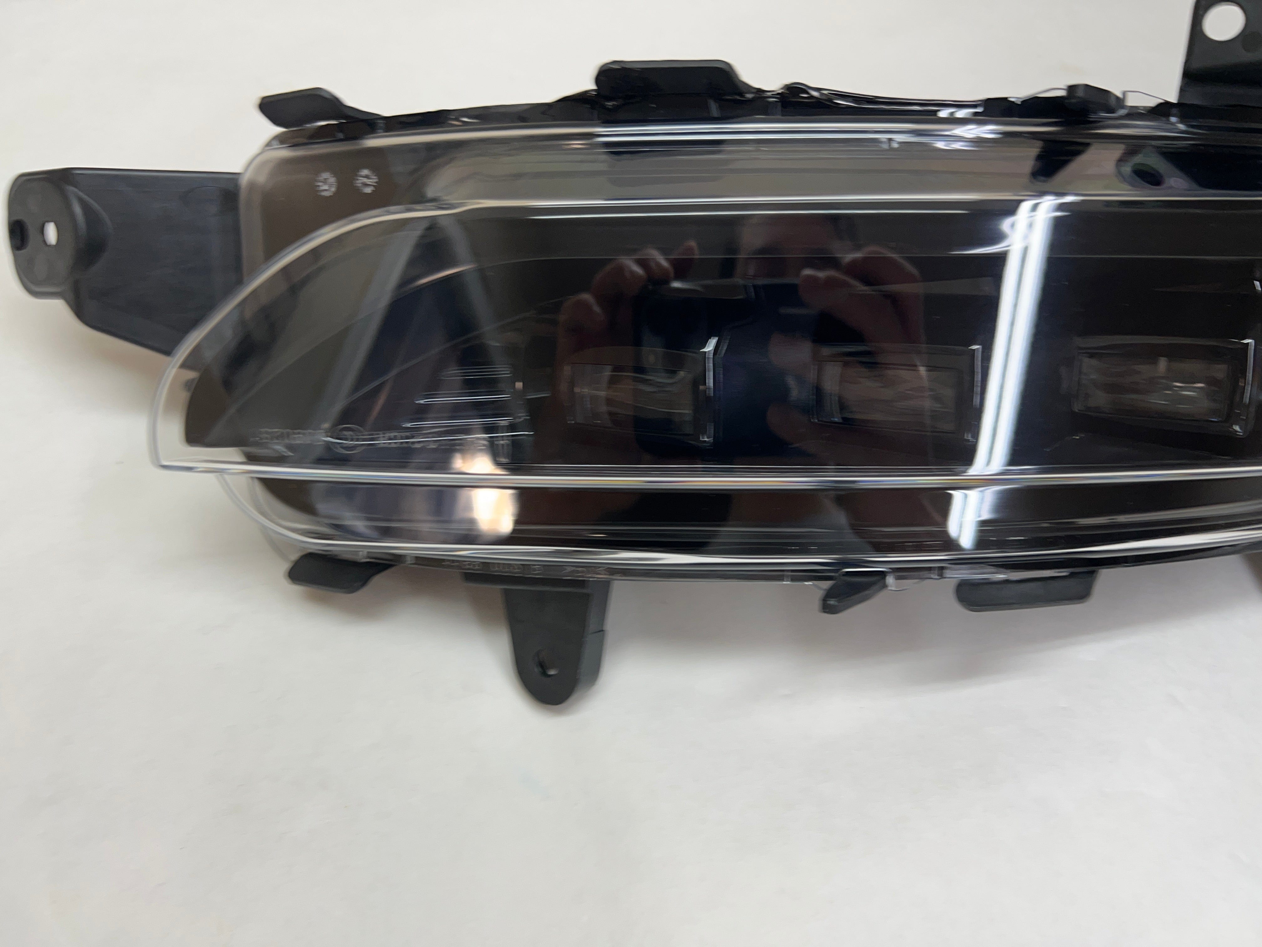 【us】 2020-2025 Lincoln Corsair LED Passenger Side Fog Light Genuine OEM