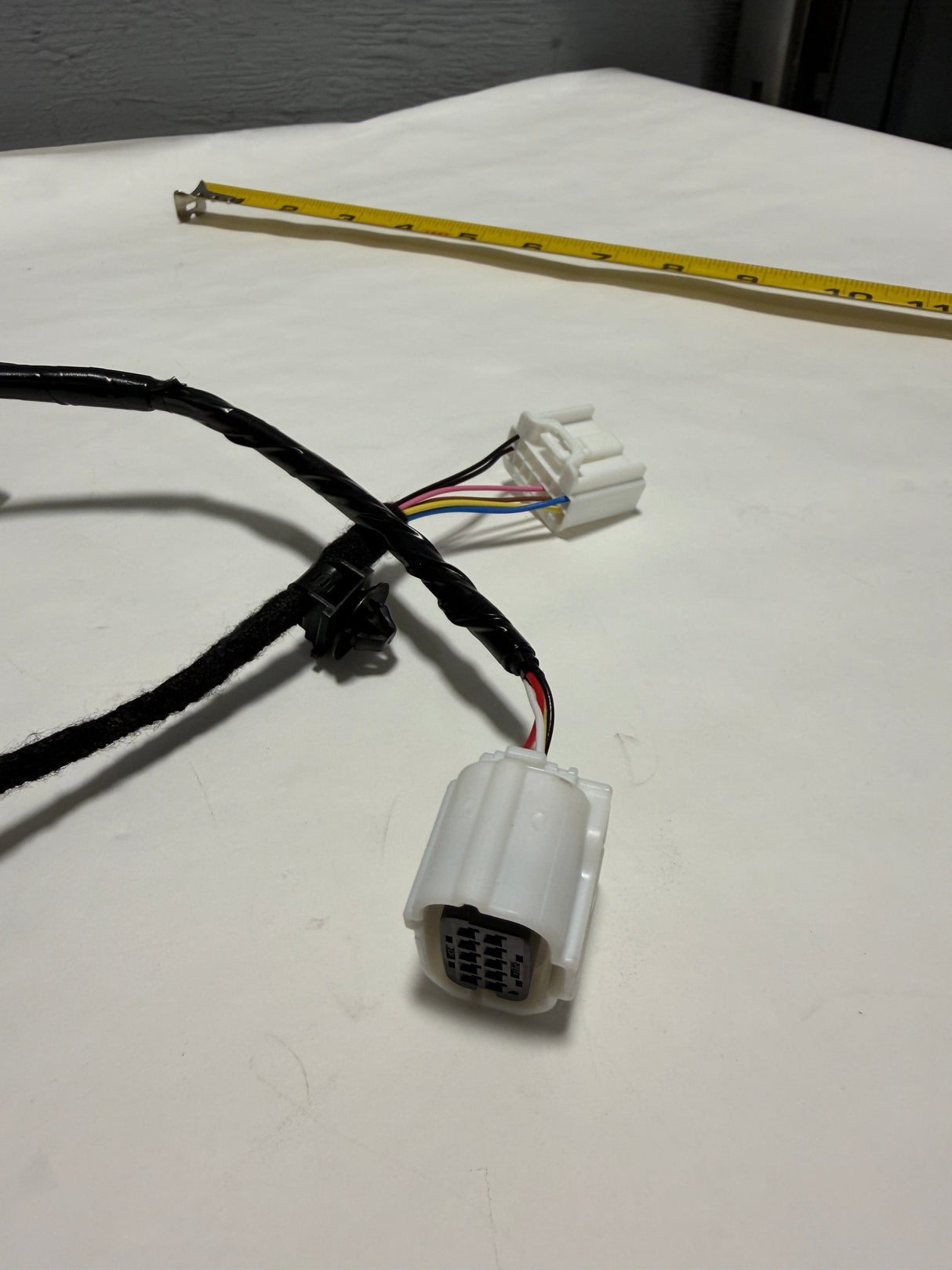 DGJ1-67-A20 2020-2023 Mazda CX-30 Rear Bumper Wiring Harness For NON park Sensor Equipped OEM