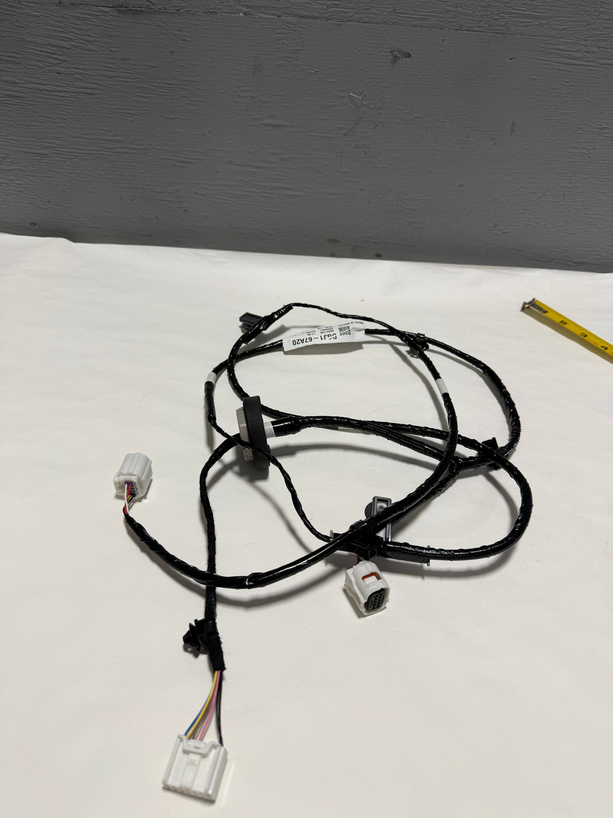 DGJ1-67-A20 2020-2023 Mazda CX-30 Rear Bumper Wiring Harness For NON park Sensor Equipped OEM