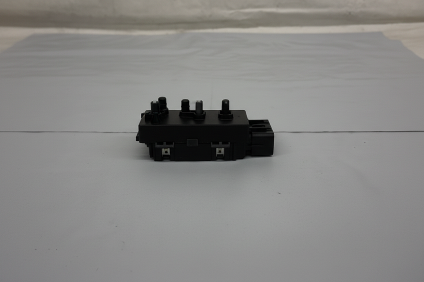 2020-2023 Silverado Sierra 2500 3500 Driver Power Seat Switch For Power Ventilated W/O Massage