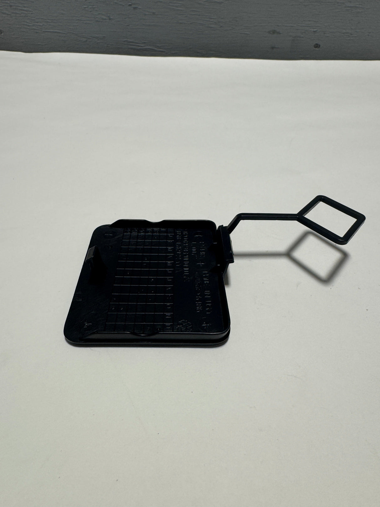 LB5Z-17K922-AA 2020-2024 Ford Explorer Rear Bumper Tow Bracket Cover Genuine OEM