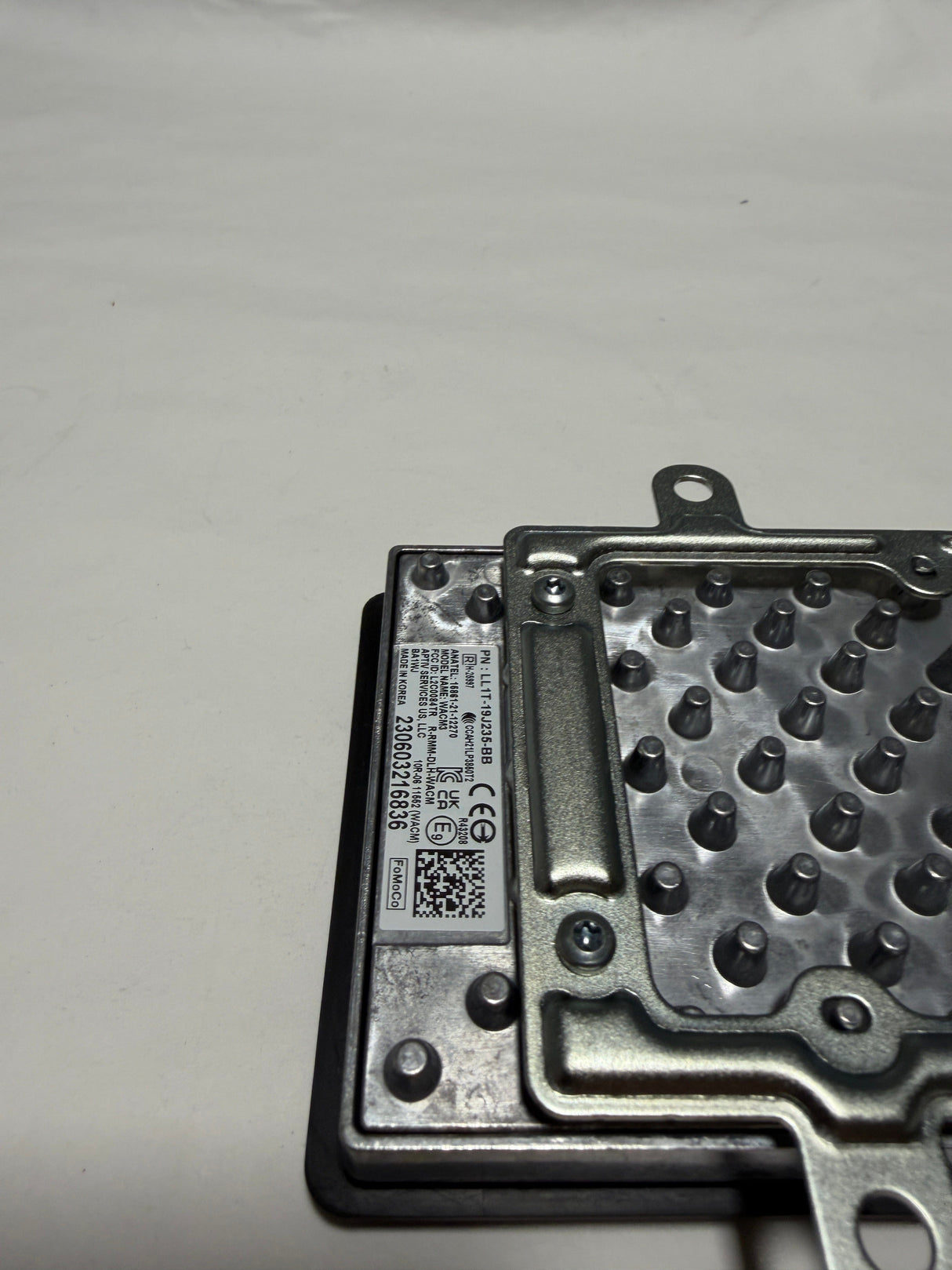 LL1Z-19J235-C 2020-2024 Ford Explorer Wireless Charging Pad Module Genuine OEM New