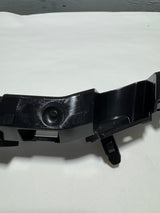 85797921 2020-2024 Silverado 2500 3500 Drivers Side Front Bumper Guide For Non LED Headlights Only