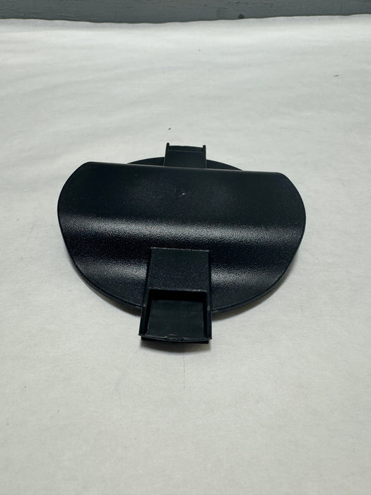 84756188-C10 2020-2024 Silverado 3500 HD Bed Mounted 5th Wheel Trailer Hitch Platform Hole Cover OEM