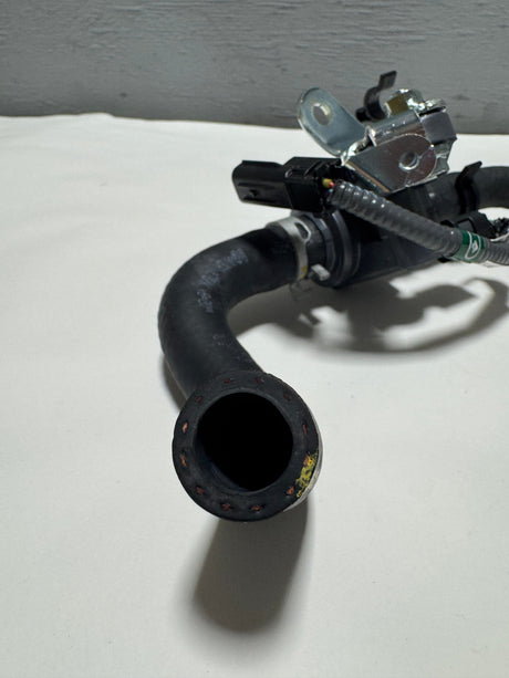 16261-F0012 2020-2024 Toyota Camry Rav4 2.5 L Non Hybrid Coolant Bypass Hose & Valve OEM