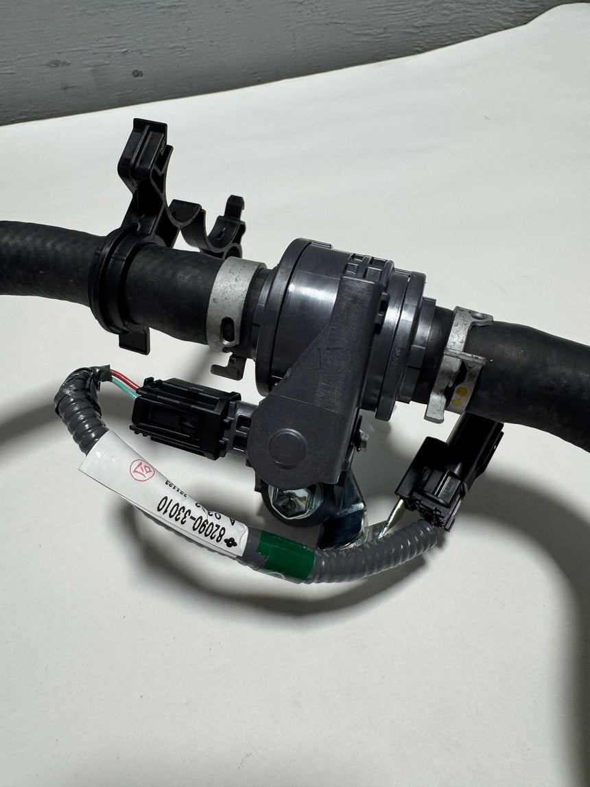 2020-2024 Toyota Camry Rav4 2.5 USA Built Non Hybrid ATF Coolant Bypass Hose & Valve OEM