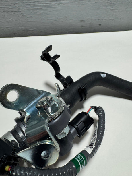 16261-F0012 2020-2024 Toyota Camry Rav4 2.5 L Non Hybrid Coolant Bypass Hose & Valve OEM