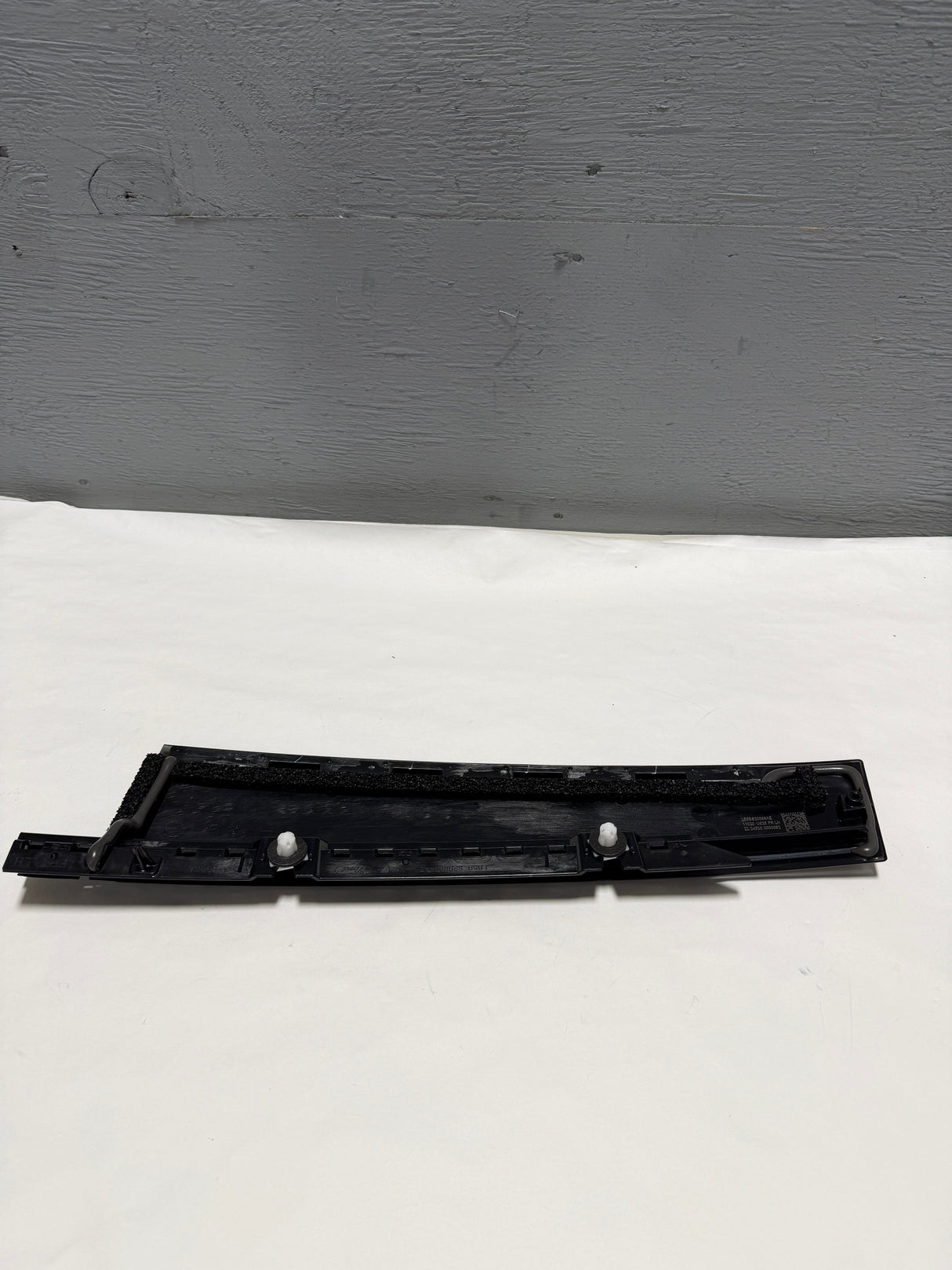 LB5Z-7820555-B 2020-2025  Ford Explorer Driver Door Applique Molding Panel OEM - Non Keypad