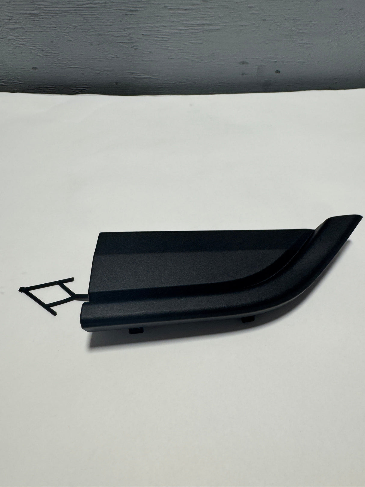 LB5Z-17E811-AB 2020-2025 Ford Explorer Police Interceptor Front Tow Hook Cover Genuine OEM New