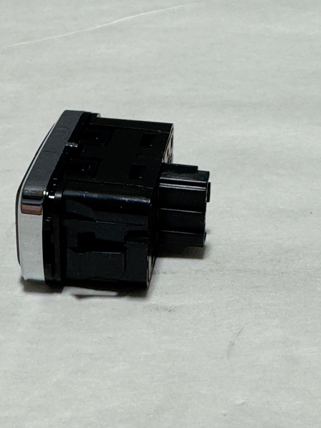 LB5Z-14028-AA 2020-2025 Ford Explorer Tail Gate Inside Control / Lock Switch OEM