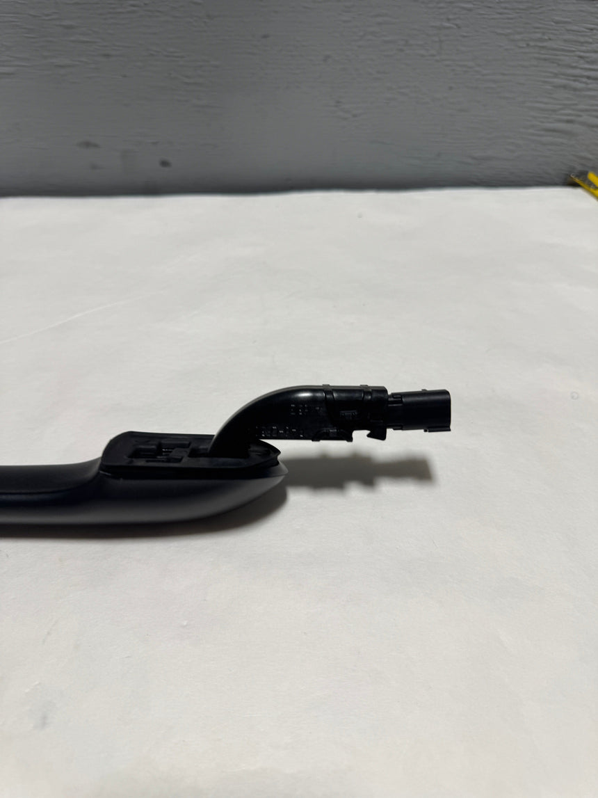 2020-2025 Ford Explorer XLT Driver Door Outside Door Handle - Unpainted OEM