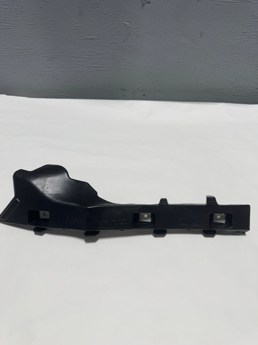 2020-2025 Kia Soul Passenger Side Rear Bumper Side Bracket OEM