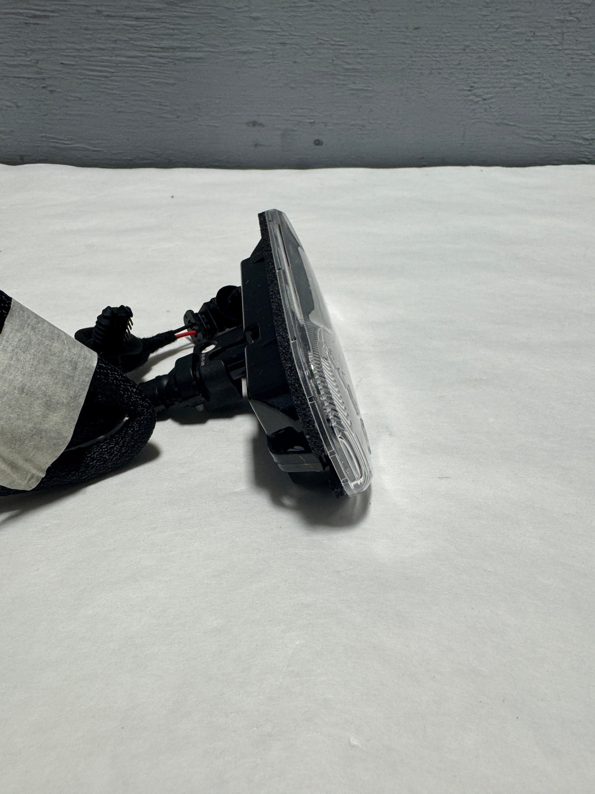 68618372AA 2020-2025 Ram 1500 DT Passenger Side Bed Lamp Light Genuine OEM