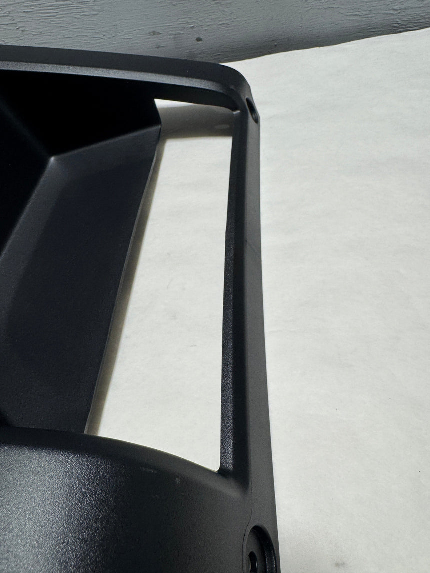 2020-2025 Sierra Silverado 2500 3500 Passenger Side Front Bed Step Trim Bezel For 6.9. or 8 Ft Bed