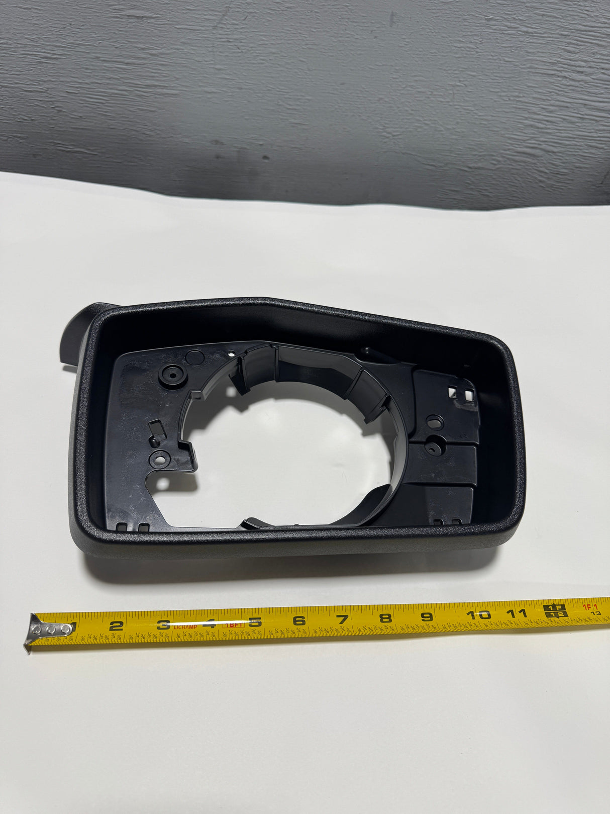 84575673 2020-2025 Silverado Sierra 1500 Driver Side Mirror Housing Bezel For Basic Mirror
