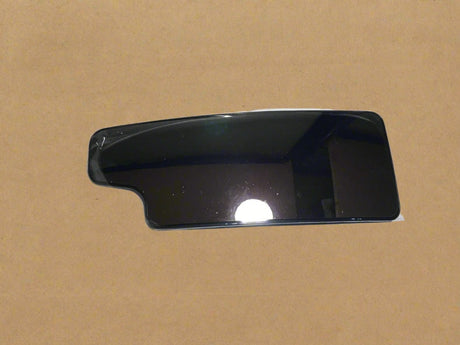 84468913 2020-2025 Silverado Sierra Passenger Side Lower Towing Mirror Glass Genuine OEM