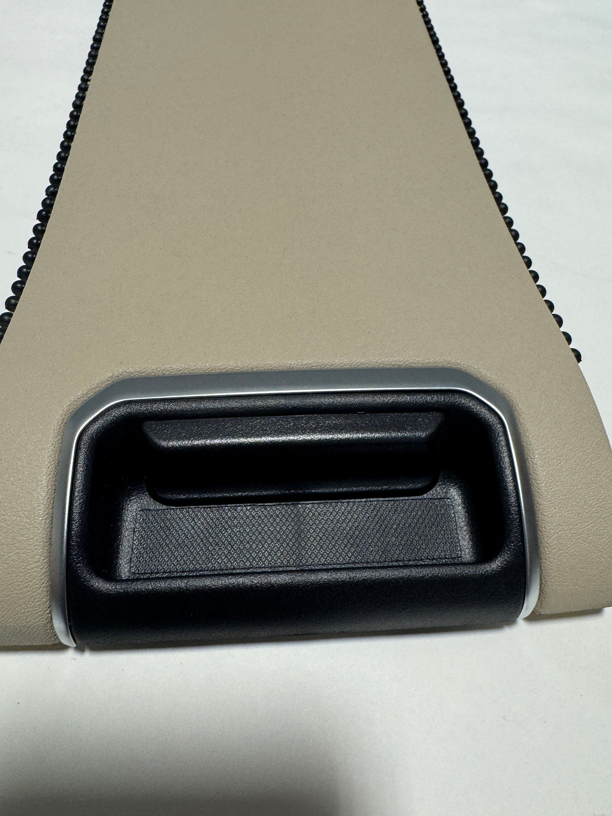 58906-0E050-E0 2020-2025 Toyota Highlander Rear Console Door Armrest Compartment Beige OEM