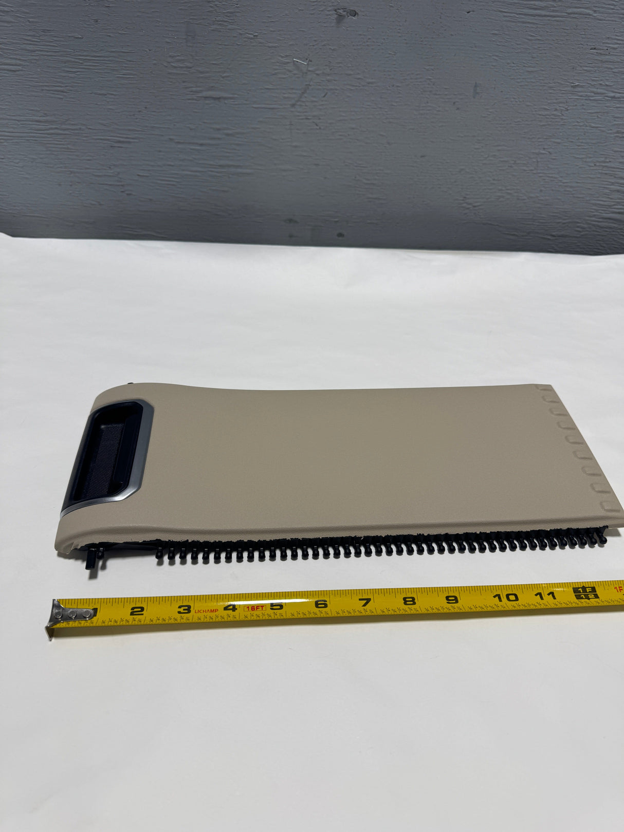 58906-0E050-E0 2020-2025 Toyota Highlander Rear Console Door Armrest Compartment Beige OEM