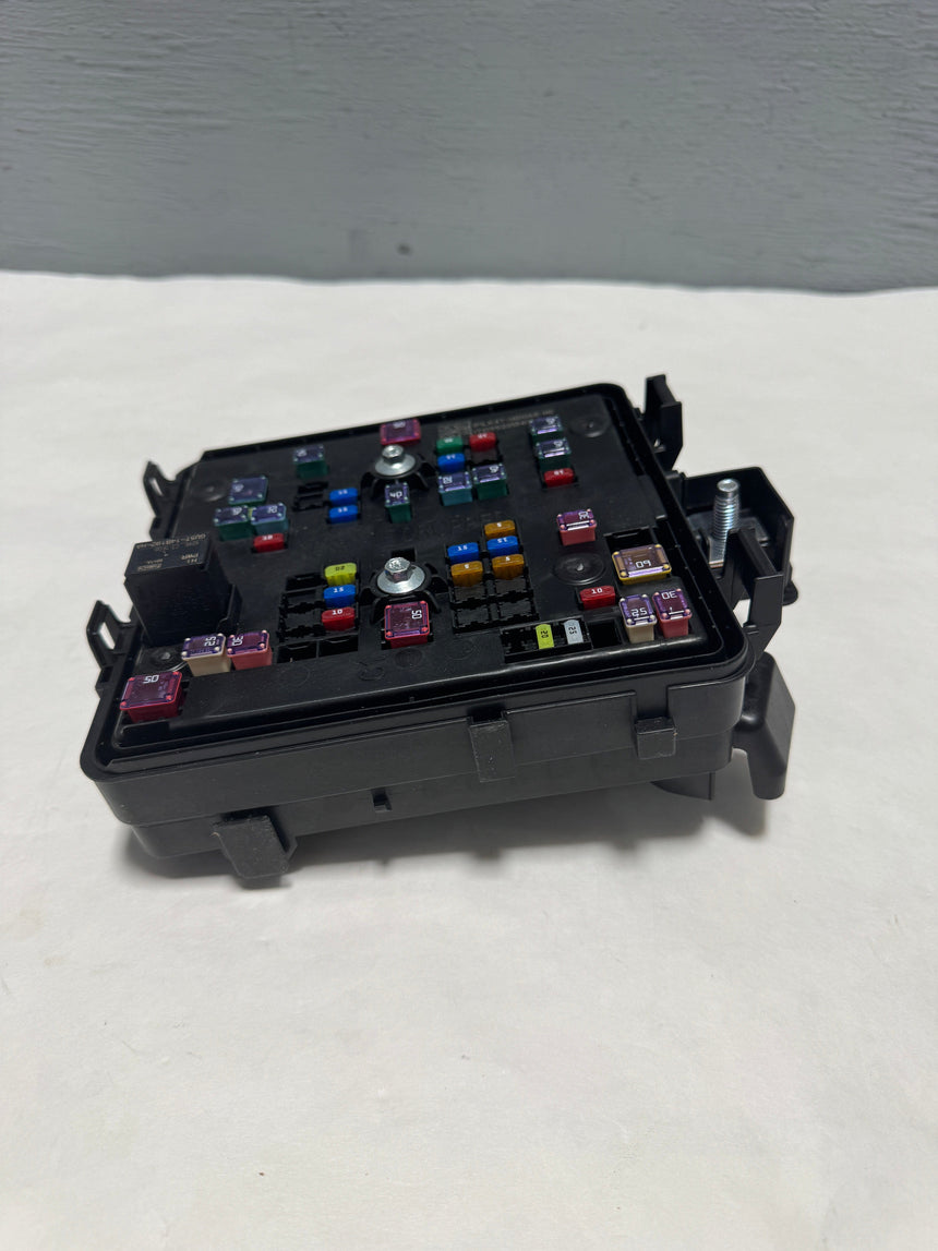 2020 Ford Transit 150 250 350 3.5 Non Turbo Under Hood Fuse Box For Power Mirror Equipped