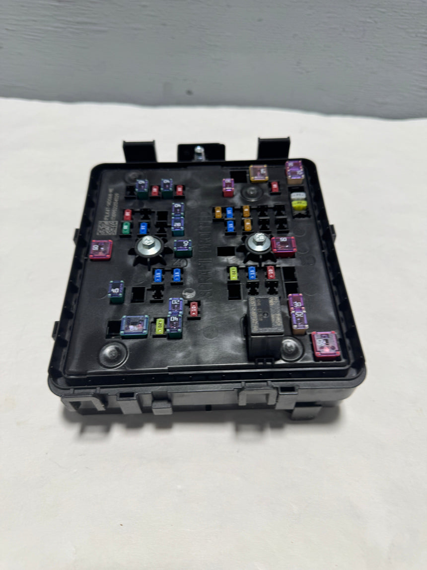 2020 Ford Transit 150 250 350 3.5 Non Turbo Under Hood Fuse Box For Power Mirror Equipped