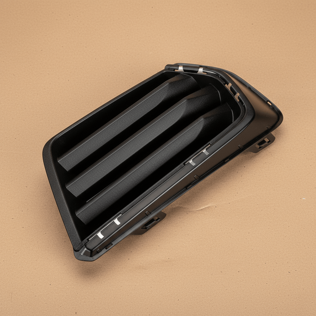 84461435 2021-2022 Chevrolet Colorado OEM Driver Side Fog Lamp Cover Anthracite