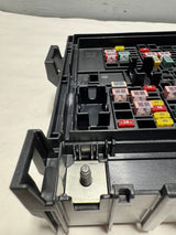 LC2Z-14A068-B 2021-2023 Ford E-350 Van 7.3 Gas Loaded Fuse Box For Non Aux Switch Equipped Vans Only