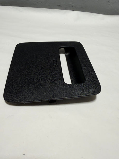 84752-R5000WK 2021-2023 Kia Sorento interior Fuse Box Cover Door Genuine OEM