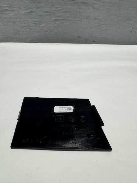 84371234 2021-2024 Cadillac Escalade Lower Front Bumper Block Heater Wiring Cover Genuine OEM