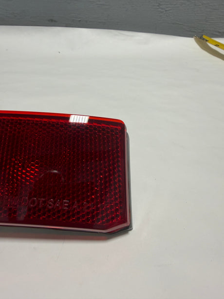 84945270 2021-2024 Cadillac Escalade Passenger Side Rear Bumper Red Reflector Genuine OEM