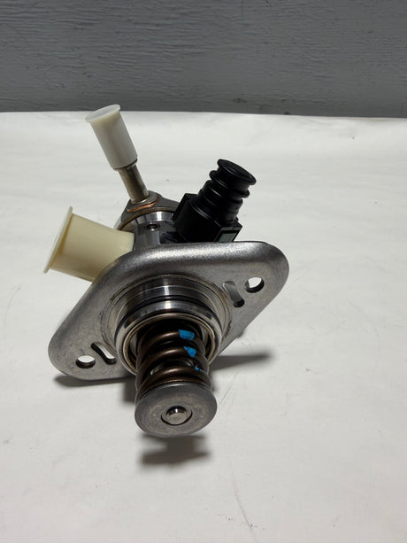 HX7Z-9350-C 2021-2024 Ford Escape Bronco Sport 1.5 Engine High Pressure Fuel Pump OEM