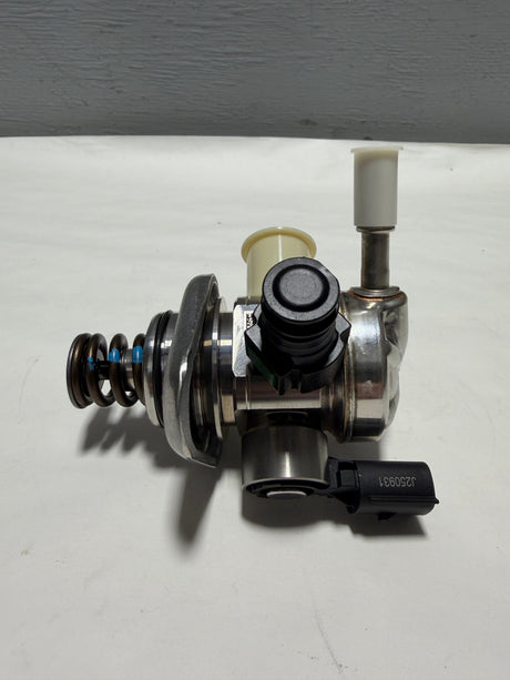 HX7Z-9350-C 2021-2024 Ford Escape Bronco Sport 1.5 Engine High Pressure Fuel Pump OEM