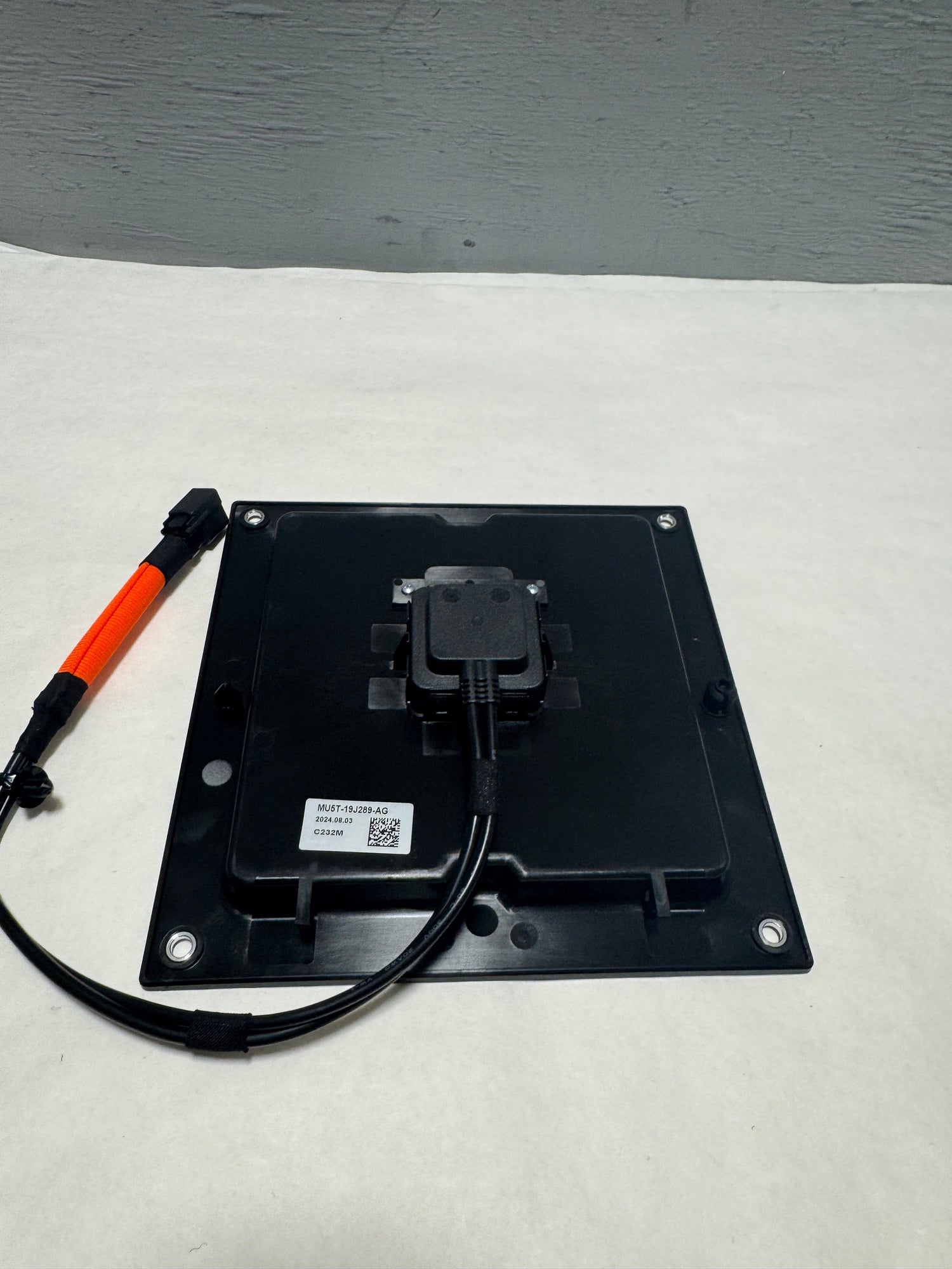 MU5Z-19A464-M 2021-2024 Ford F-150 Truck Bed Rear High Voltage Power Socket Panel