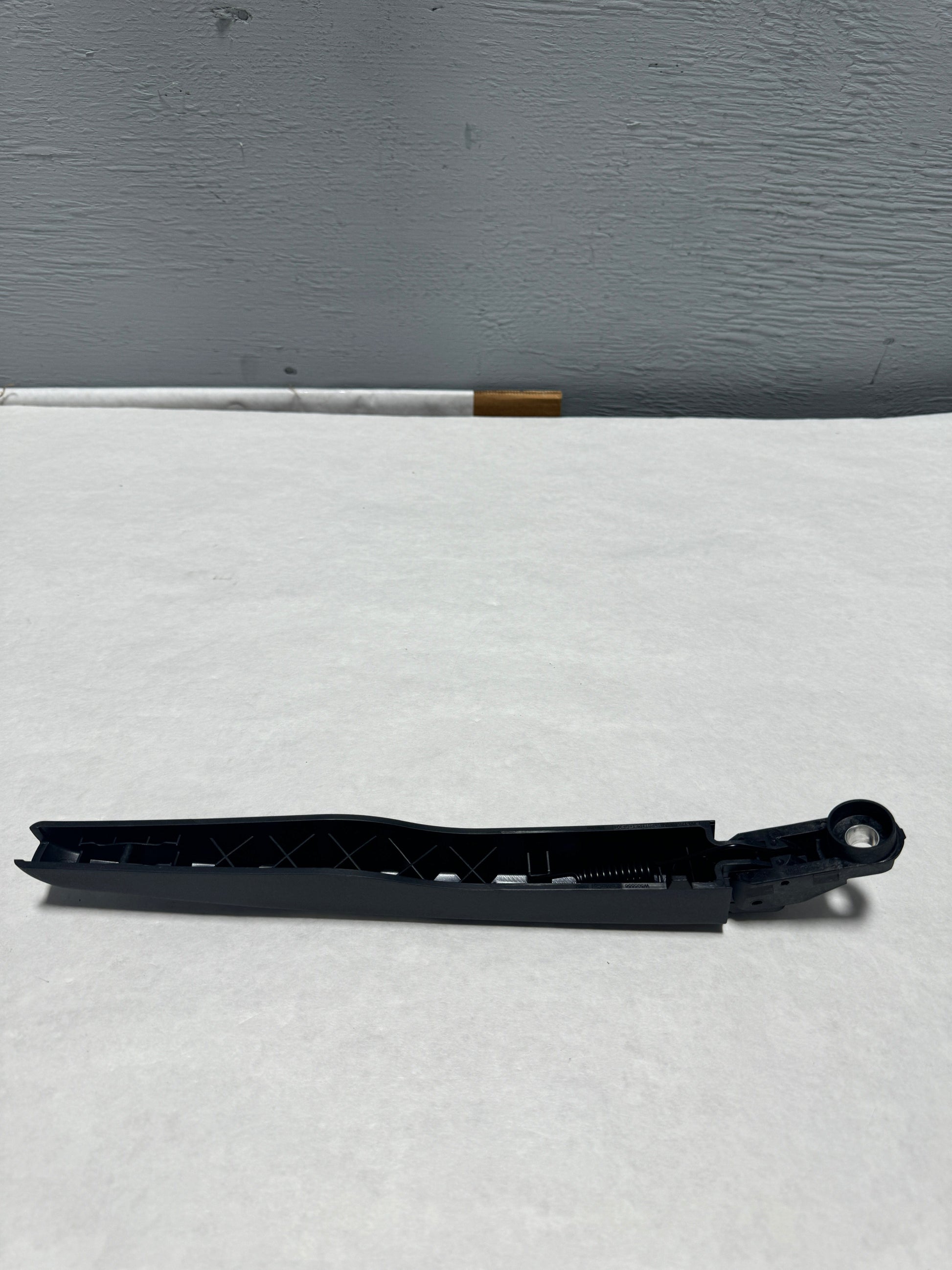 LJ8Z-17526-C 2021-2024 Ford Mustang Mach-E Rear Window Wiper Arm OEM