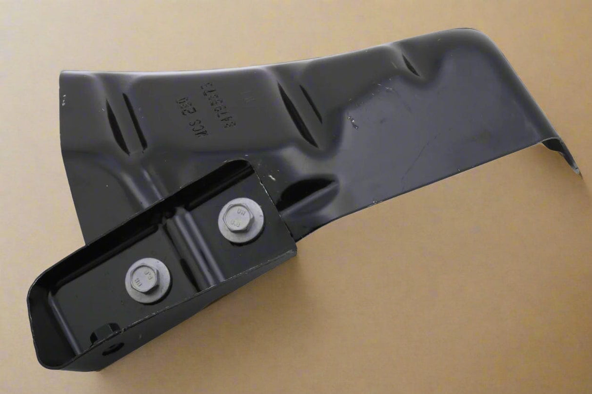 84796373 2021-2024 GMC Yukon Front Driver Side Wheelhouse Panel Bracket OEM Genuine