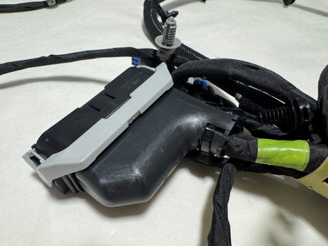 84813509 2021-2024 GMC Yukon SLT or Denali Front Object Alarm Sensor Wiring Harness OEM