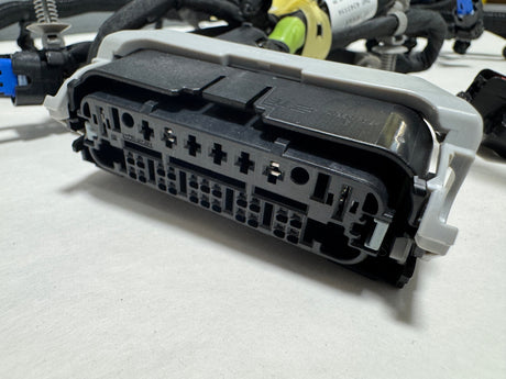 84813509 2021-2024 GMC Yukon SLT or Denali Front Object Alarm Sensor Wiring Harness OEM