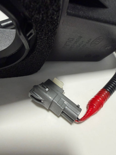 81595-L3010 2021-2024 Kia K5 Gas Fuel Pocket With Hinge OEM